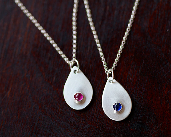 Teardrop Personalized Pendant Necklace (S0344)