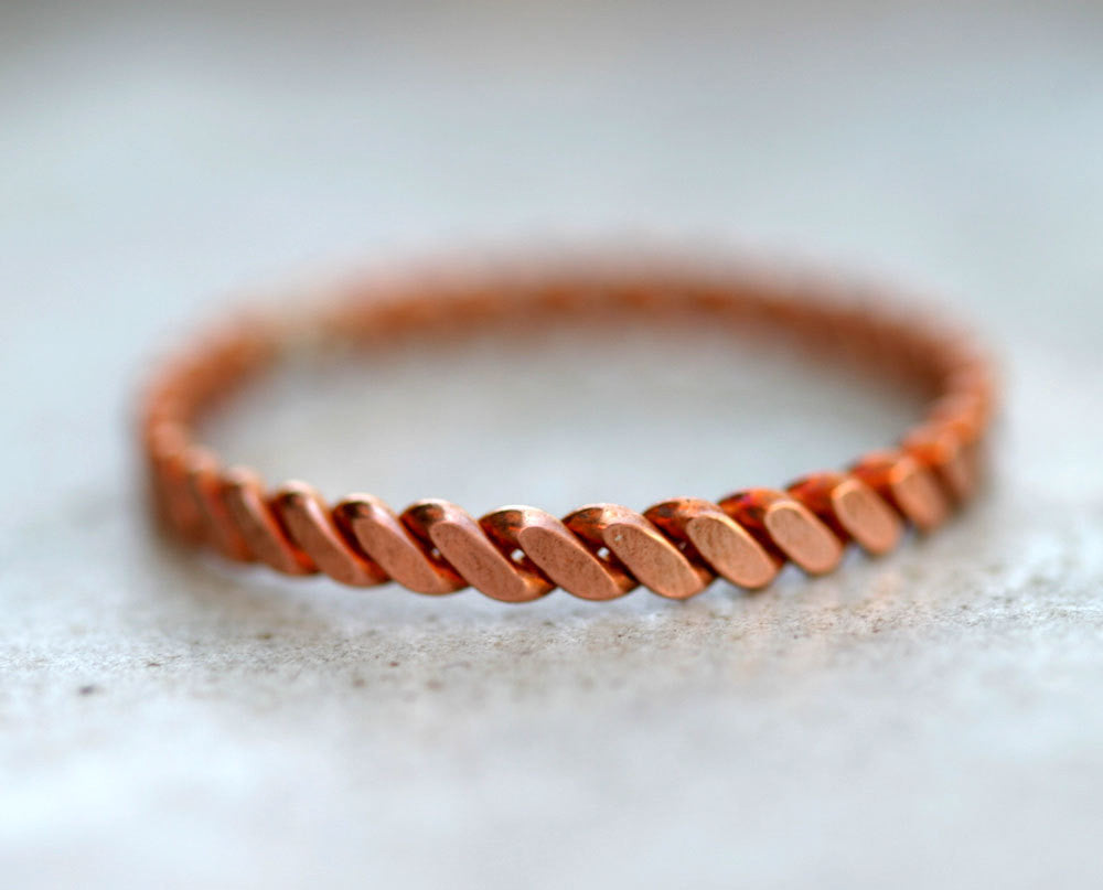 Hammered copper twisted wire ring (S0286)