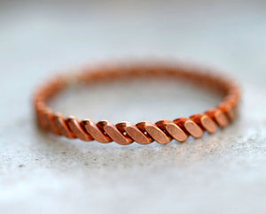 Hammered copper twisted wire ring (S0286)