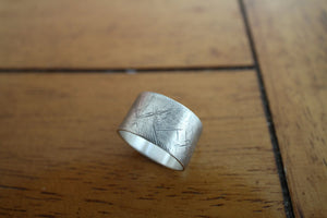 Rustic wide sterling silver wedding ring (S0662)