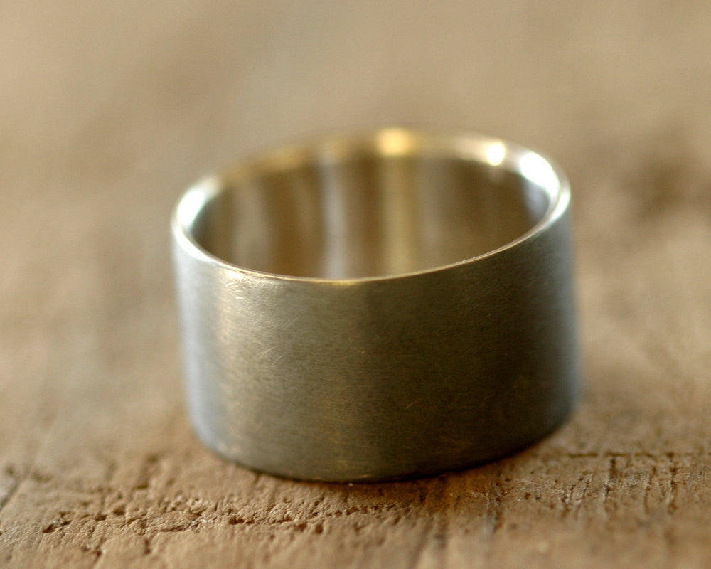 Mens sterling silver wedding ring (S0215)