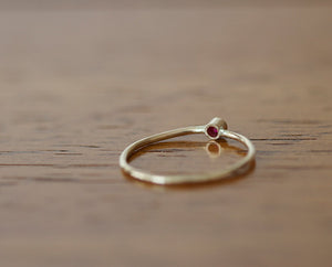 14k Yellow Gold Band Set with Ruby (S0600)
