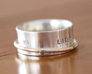 Ask Me A Question Sterling Silver Spinner Ring (S0609)