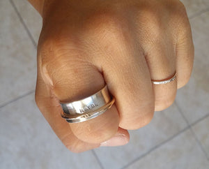 Ask Me A Question Sterling Silver Spinner Ring (S0609)