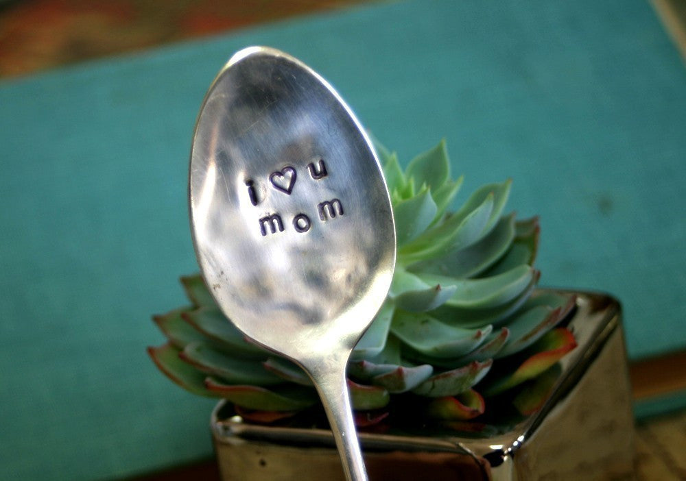 I Heart You Mom Stamped Garden Marker (S0200)